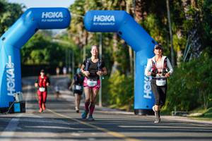 BIB: 1269
                            <button type="button" onclick="openModal(22572590)" class="btn btn-primary btn-sm float-right btn-popup" data-toggle="modal" data-target=".modal-high-quality">
                        <i class="fas fa-shopping-cart"></i> Add to Cart
                    </button>
                                            <button type="button" onclick="isThisMe(22572590, true)" class="btn btn-success btn-sm float-right btn-popup btn-isme hidden" data-toggle="tooltip" data-placement="bottom" title="นี่คือรูปของคุณใช่ไหม คลิกที่นี่เพื่อเอาเข้าอัลบั้ม">
                        <i class="fas fa-plus"></i> Add to album
                    </button>
                    <button type="button" onclick="isThisMe(22572590, false)" class="btn btn-warning btn-sm float-right btn-popup btn-isnotme hidden">
                        <i class="fas fa-ban"></i> Remove from album
                    </button>